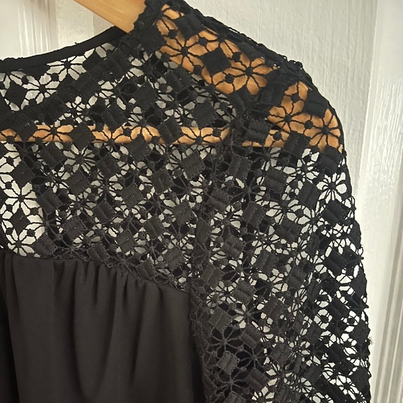 WHBM Black Crochet Lace Top with Bell Sleeved - XXS - Picture 7 of 7
